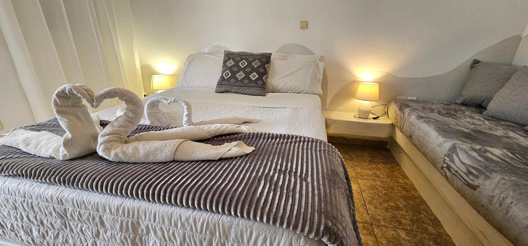 Pleasure Seaside Rooms Perissa  Exterior foto
